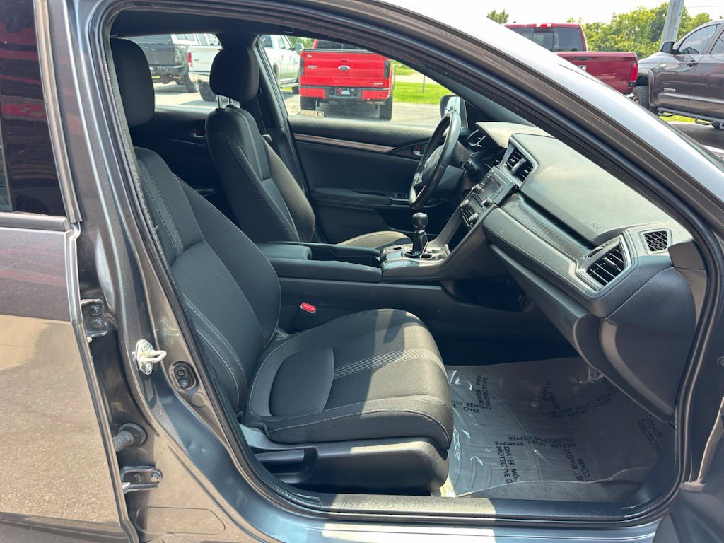 Used 2018 Honda Civic Sport image 24