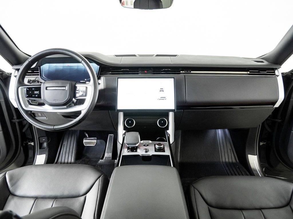 Used 2023 Land Rover Range Rover SE image 18