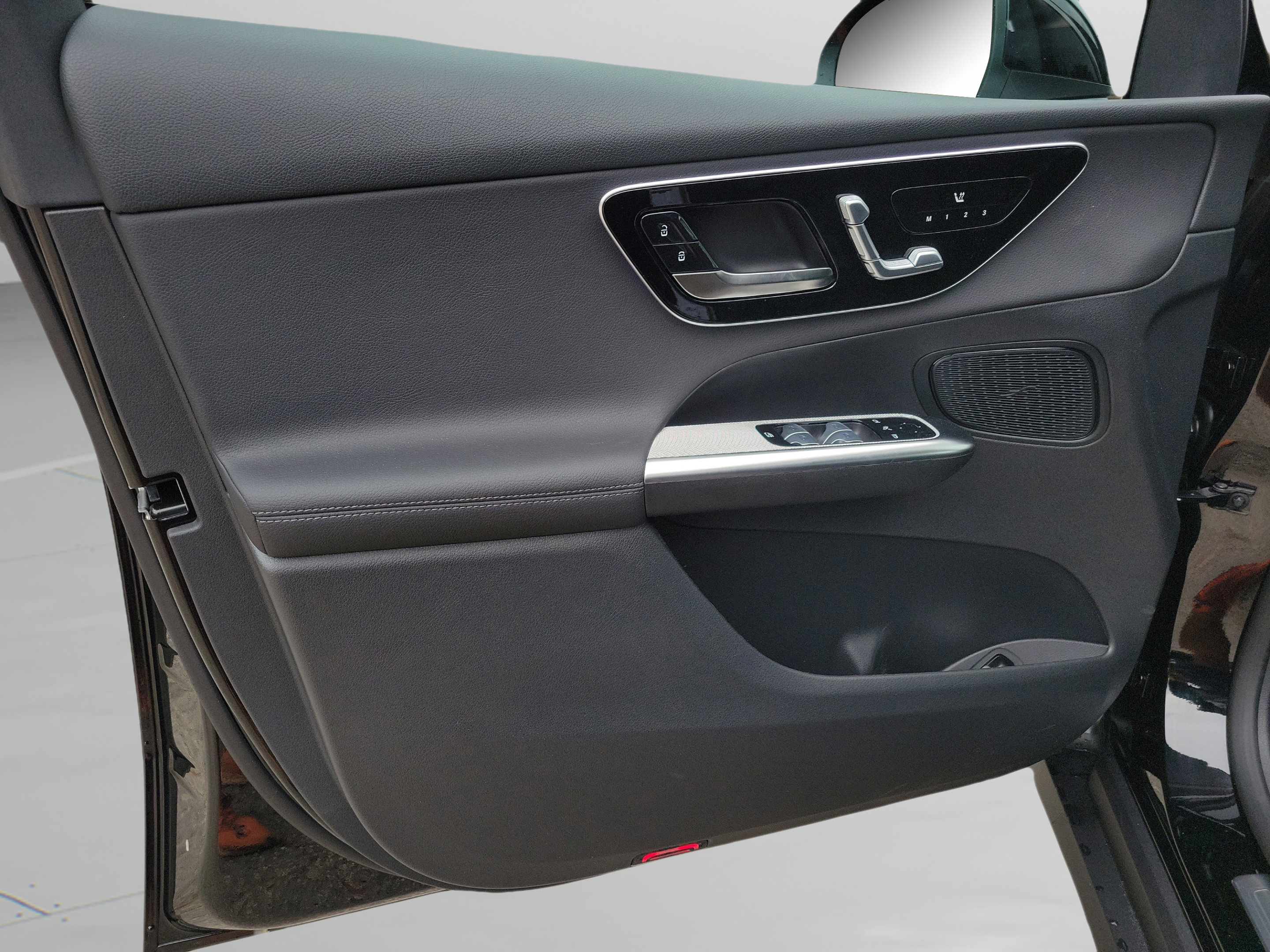 Certified 2026 Mercedes-Benz GLC 300 image 17