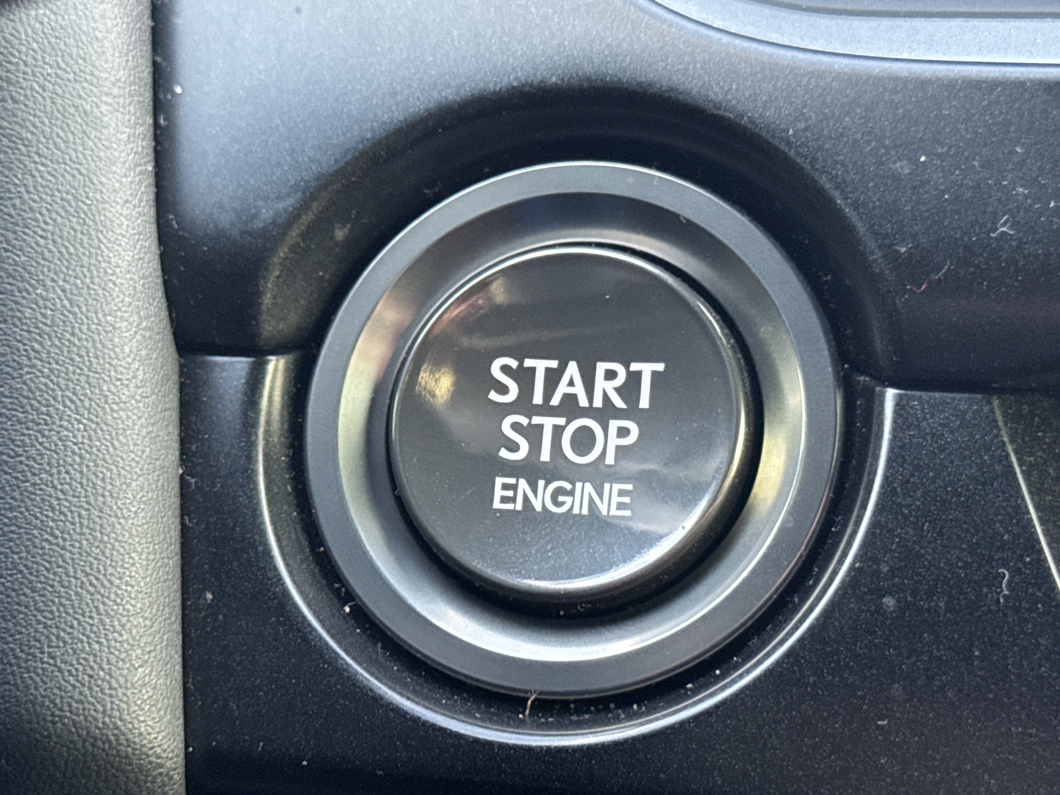 Used 2020 Lexus UX 200 w/ Accessory Package 2 image 18