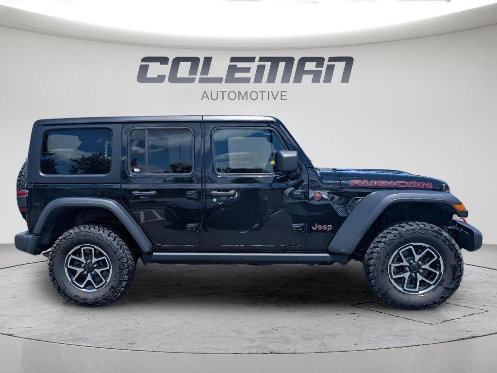 Used 2024 Jeep Wrangler Unlimited Rubicon AWD/4WD image 4