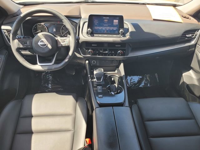 Certified 2023 Nissan Rogue SV w/ SV Premium B Package FWD image 16