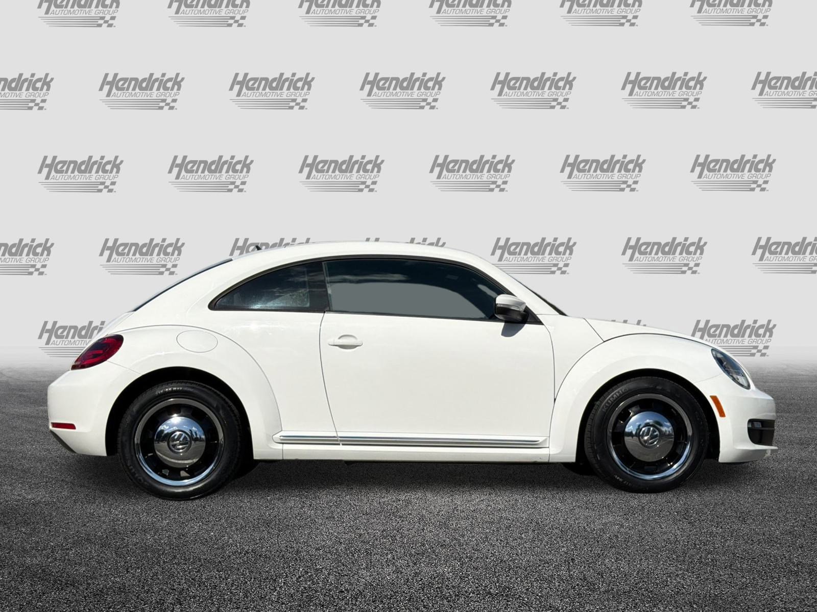 Used 2012 Volkswagen Beetle 2.5 image 3