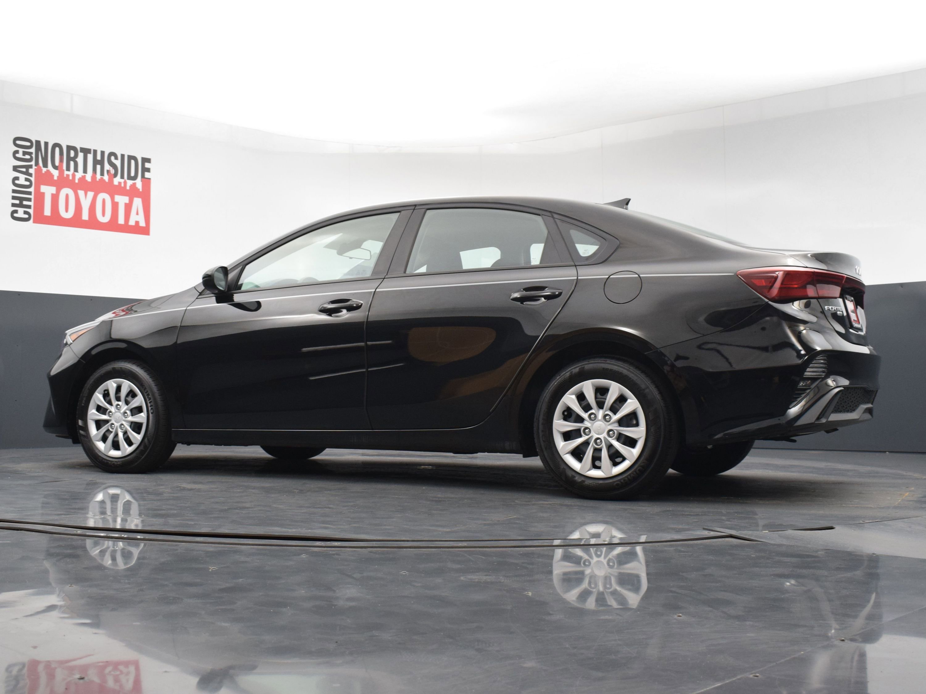 Used 2024 Kia Forte LX FWD image 28
