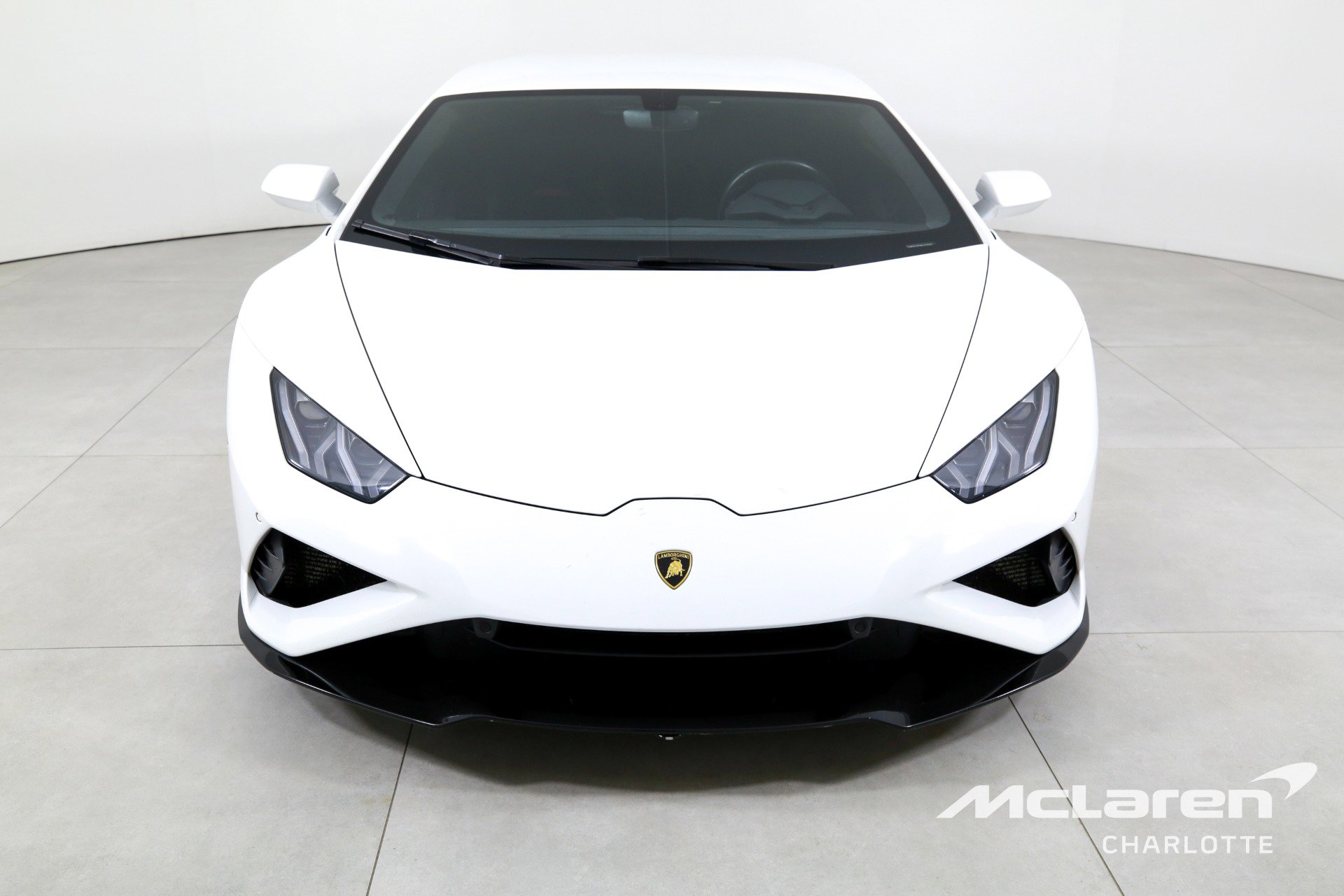 Used 2022 Lamborghini Huracan EVO RWD image 4
