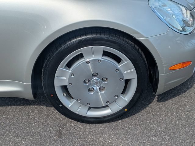 Used 2002 Lexus SC 430 Convertible RWD image 11