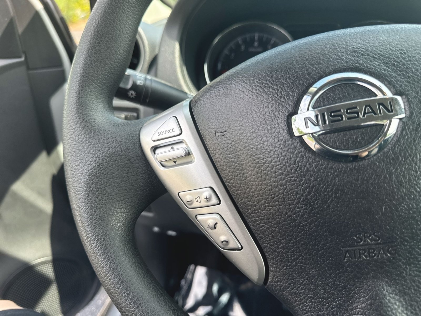 Used 2018 Nissan Versa SV FWD image 14