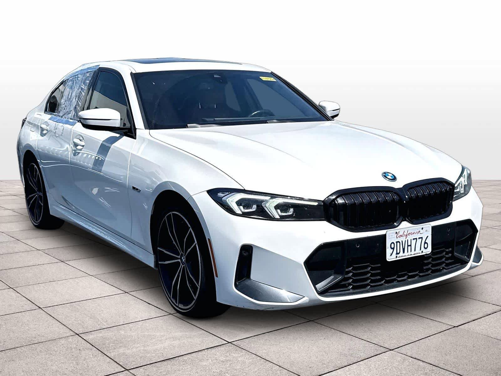 Used 2023 BMW 330e w/ M Sport Package RWD image 3