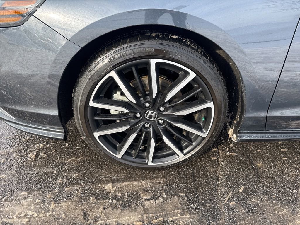 Certified 2023 Honda Accord Touring image 11