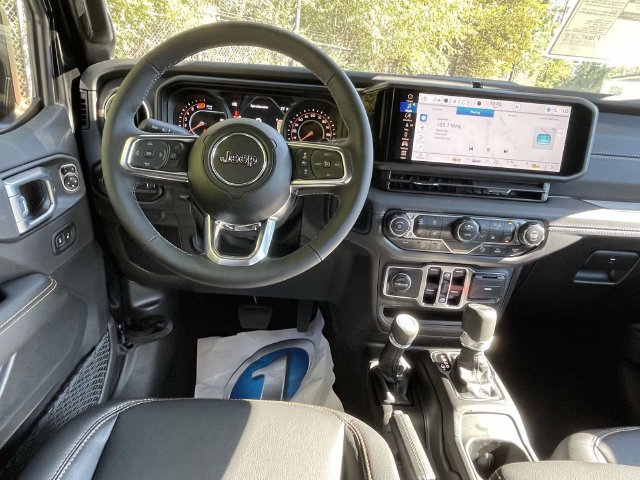 New 2027 Jeep Wrangler Unlimited Sahara AWD/4WD image 12