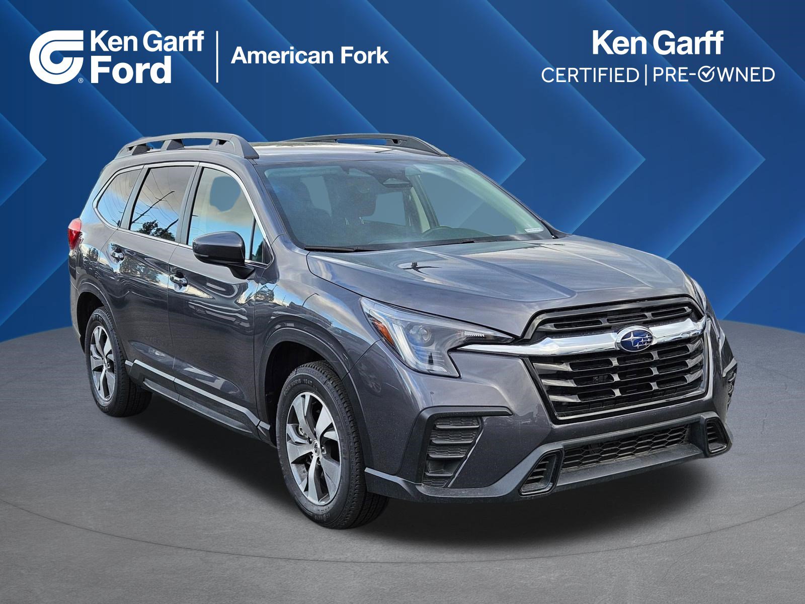 Used 2025 Subaru Ascent Premium AWD/4WD image 1