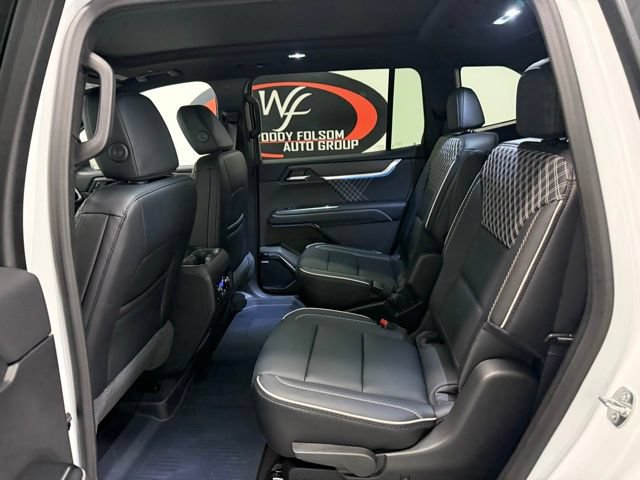 New 2026 GMC Acadia Denali w/ Super Cruise Package FWD image 17