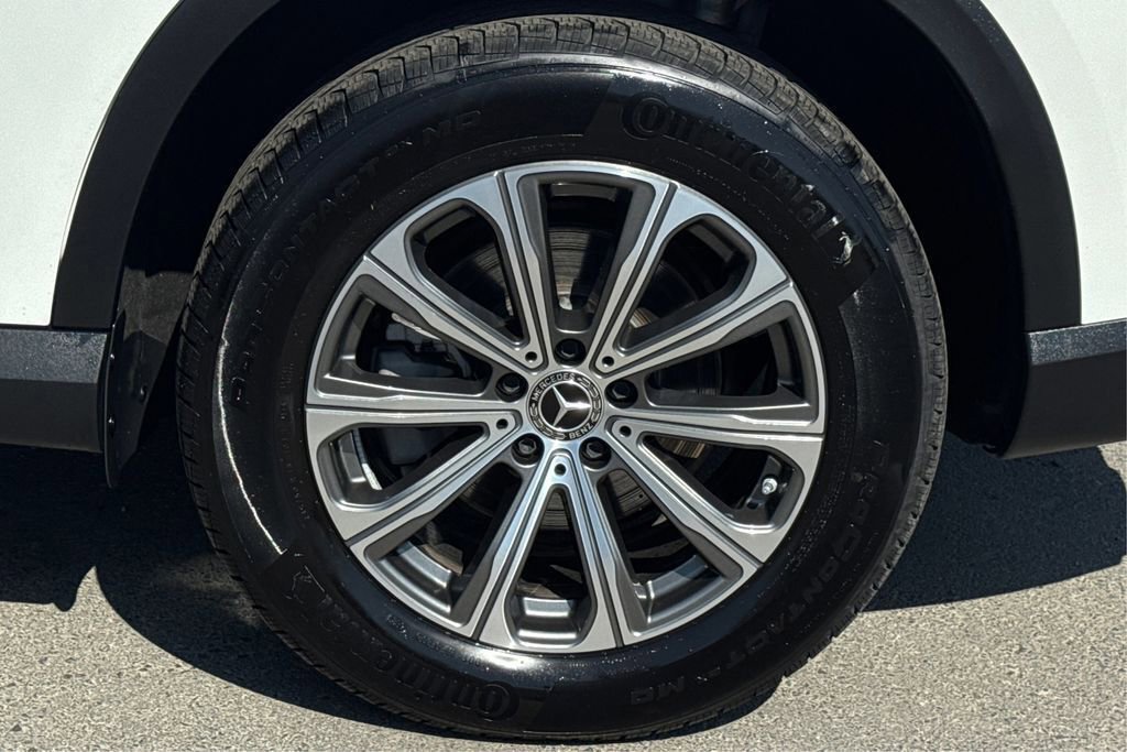Used 2024 Mercedes-Benz GLC 300 4MATIC image 20