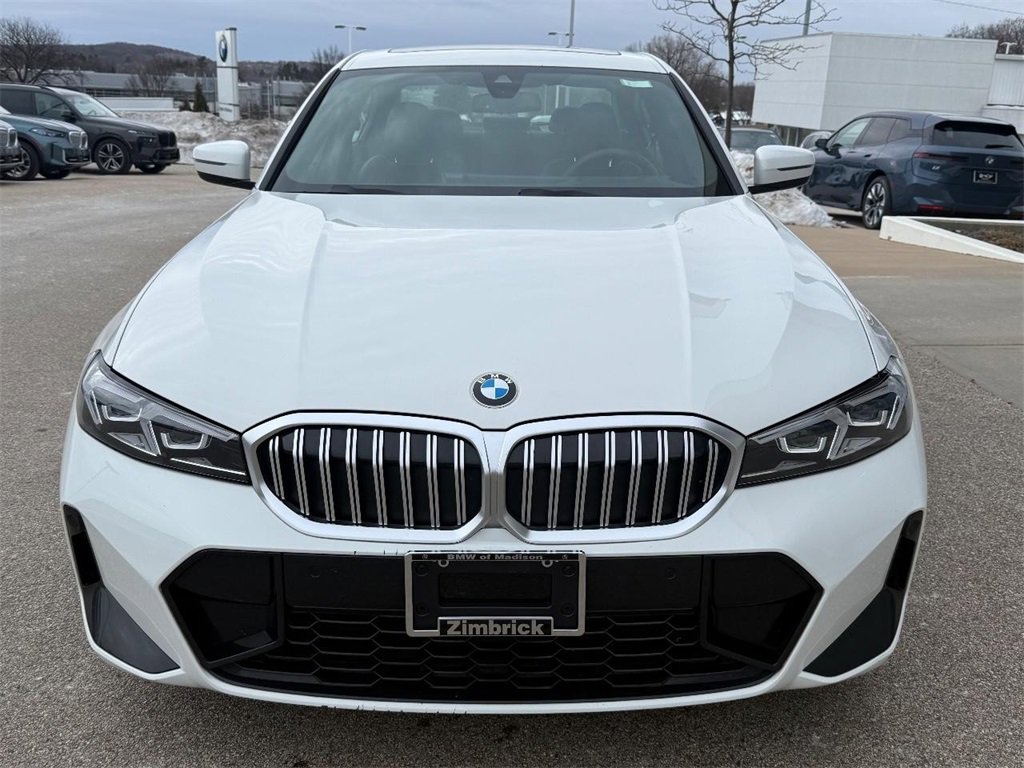 Used 2023 BMW 330i xDrive Sedan w/ M Sport Package image 8
