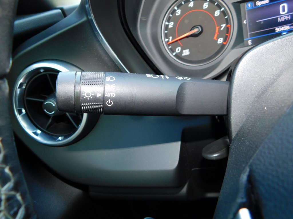 Used 2019 Chevrolet Camaro LT w/ Technology Package image 29