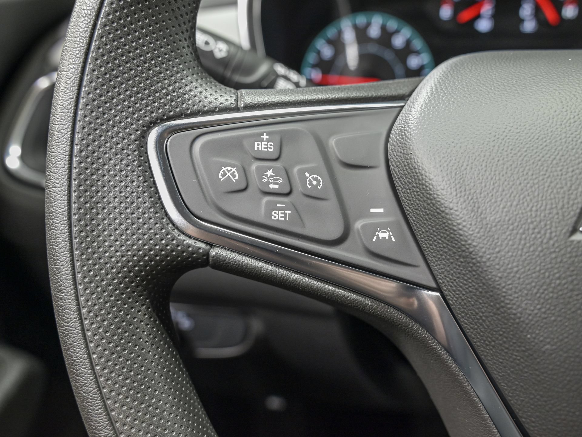 Used 2024 Chevrolet Equinox LS FWD image 18