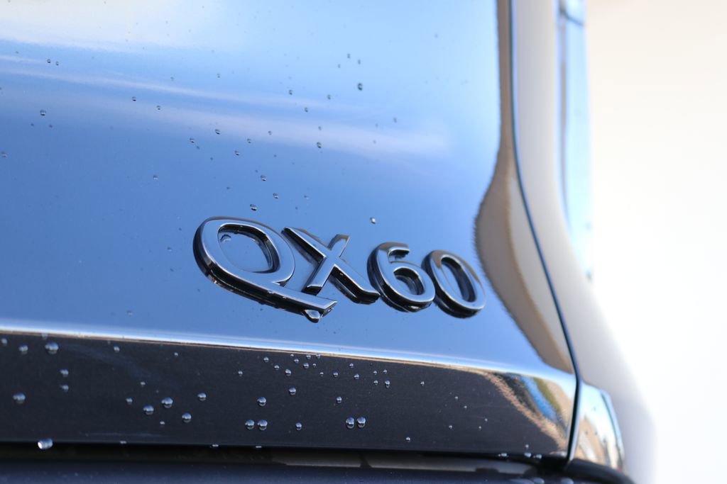 Certified 2025 INFINITI QX60 Luxe w/ Black Edition image 36