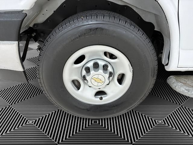 Certified 2024 Chevrolet Express 2500 w/ Driver Convenience Package RWD image 9
