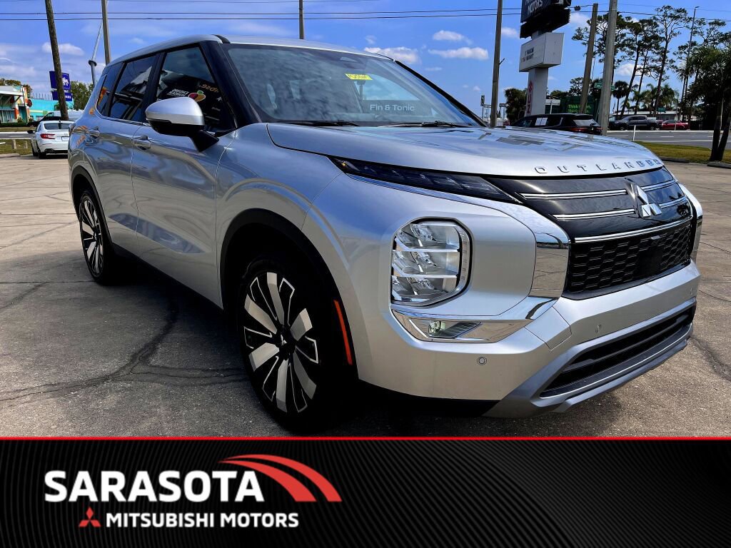 New 2025 Mitsubishi Outlander SE video 1