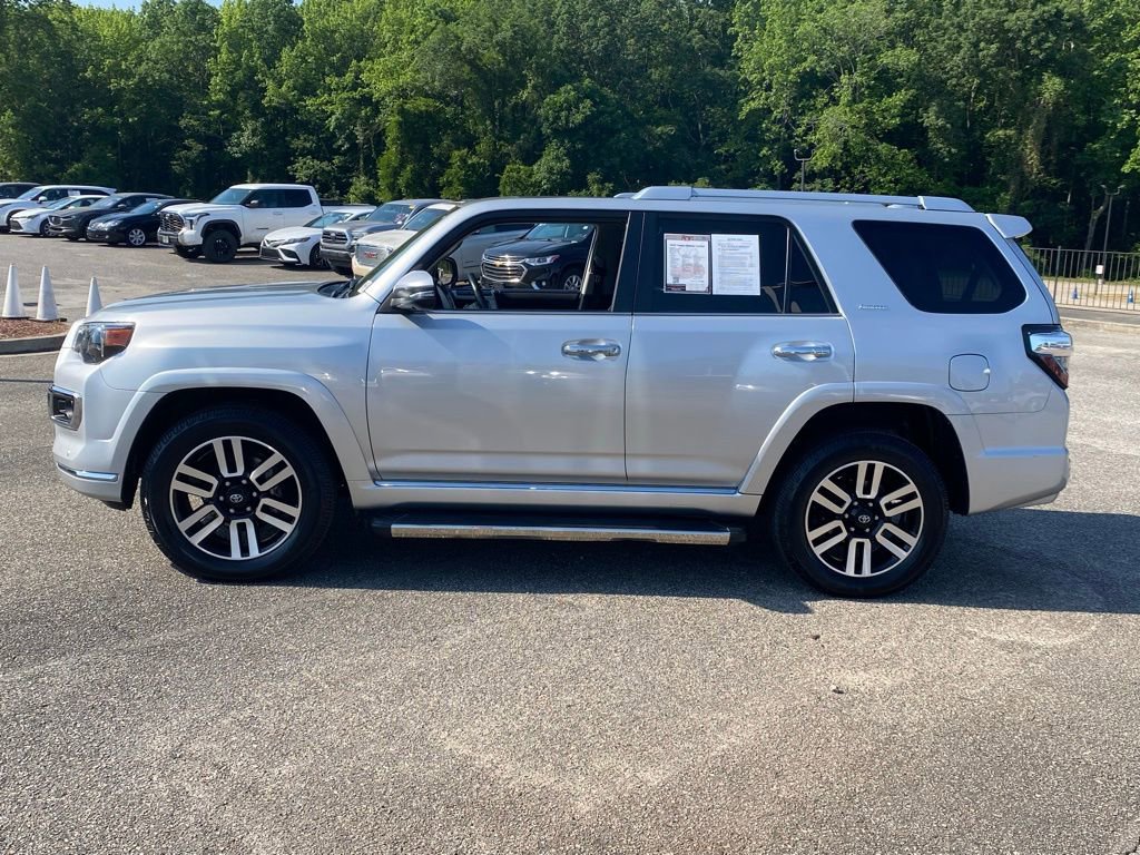 Used 2023 Toyota 4Runner Limited AWD/4WD image 4