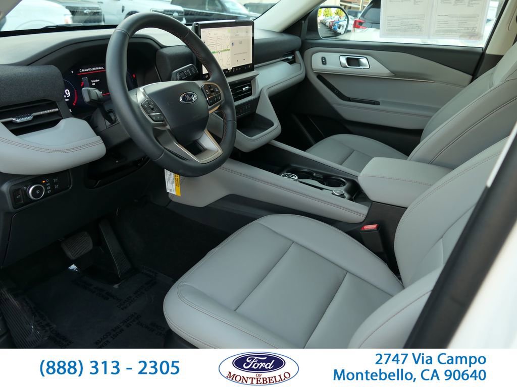 Used 2026 Ford Explorer Active w/ Active Comfort Package RWD image 13