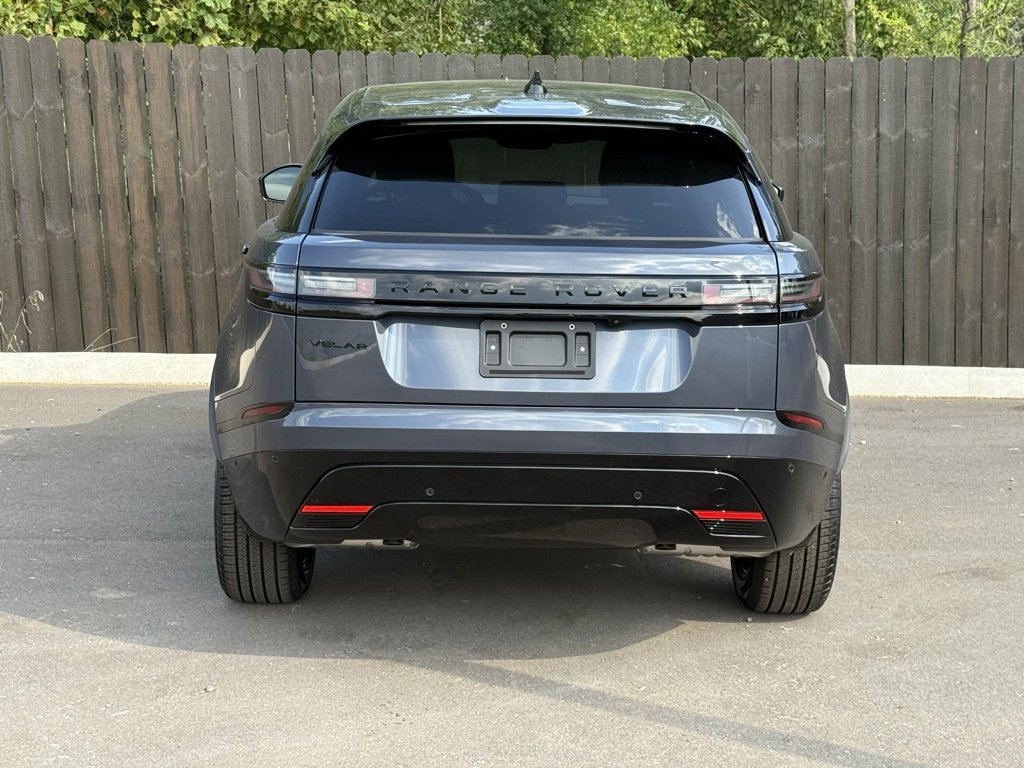 New 2026 Land Rover Range Rover Velar Dynamic SE image 4