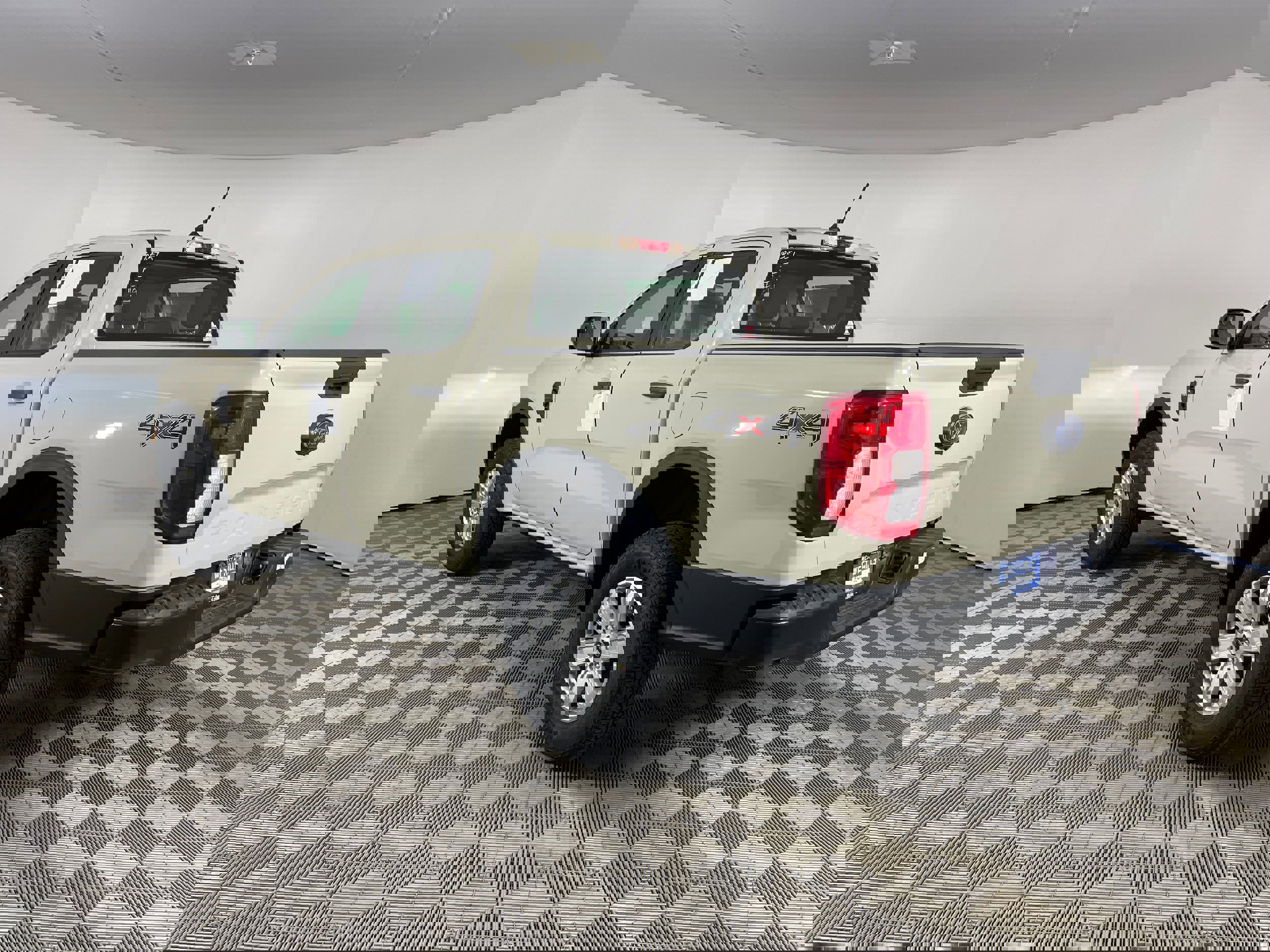 New 2025 Ford Ranger XL image 5