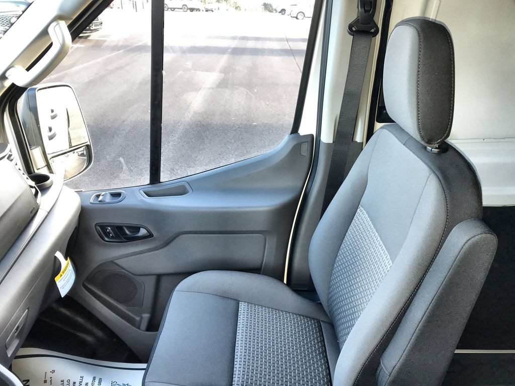 New 2026 Ford Transit 250 148 Medium Roof RWD image 22