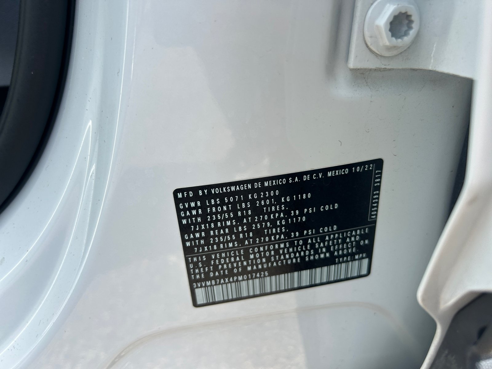 Used 2023 Volkswagen Tiguan SE AWD/4WD image 25