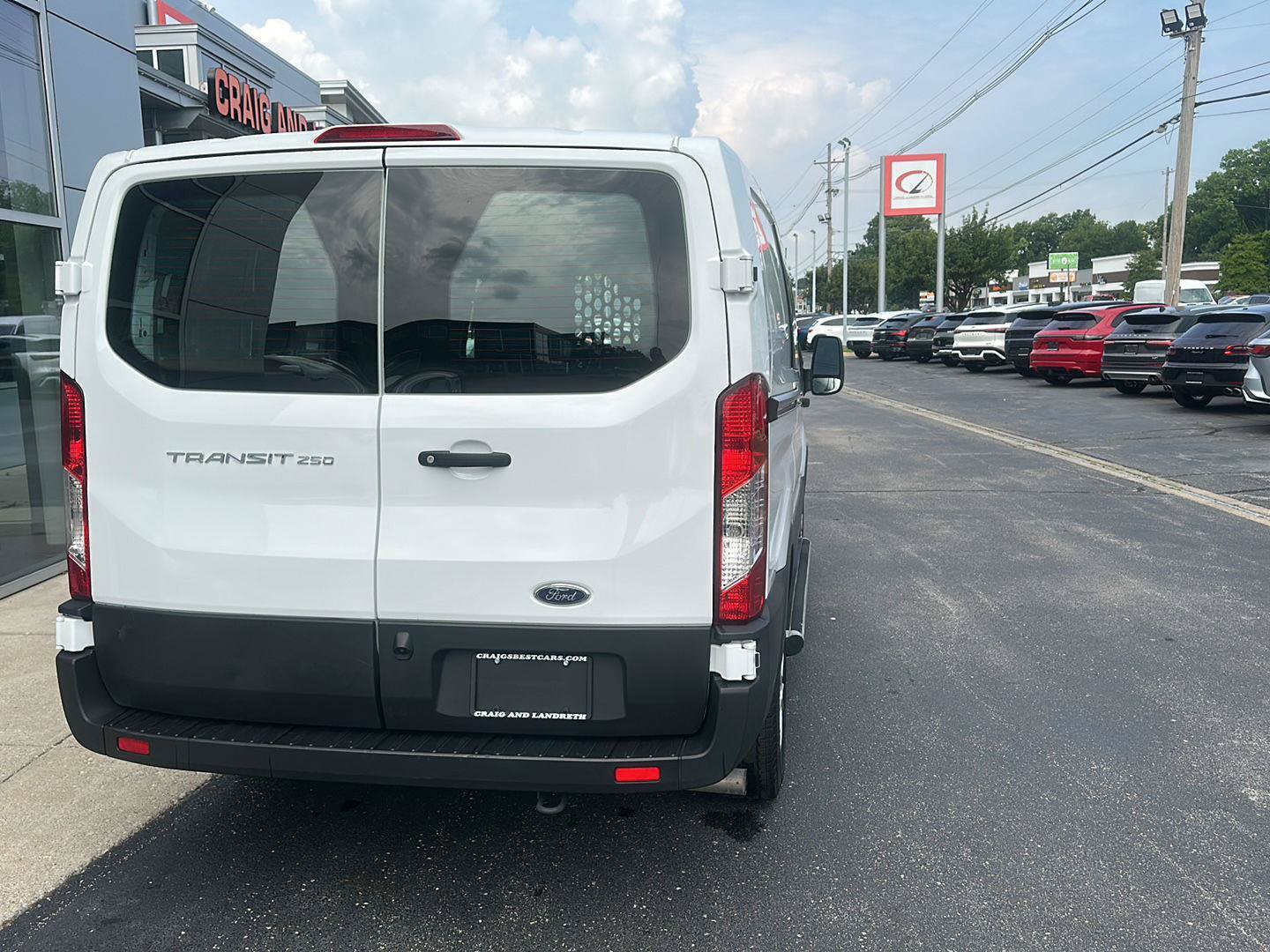 Used 2025 Ford Transit 250 Low Roof w/ Exterior Upgrade Package RWD image 4