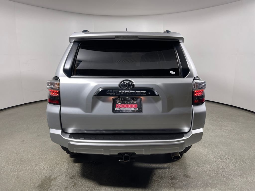 Certified 2018 Toyota 4Runner 4WD image 4