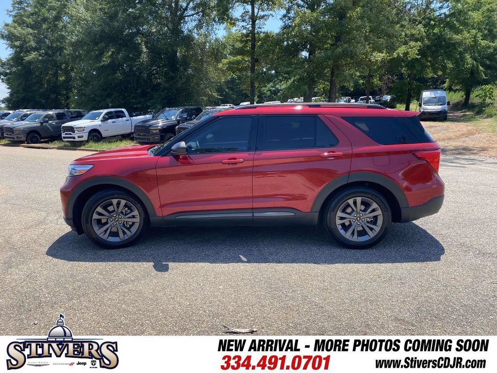 Used 2021 Ford Explorer XLT w/ Equipment Group 202A RWD image 5