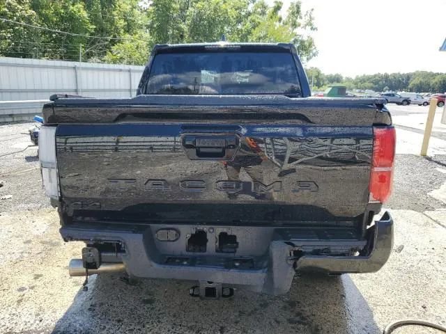 Used 2025 Toyota Tacoma TRD Sport image 6