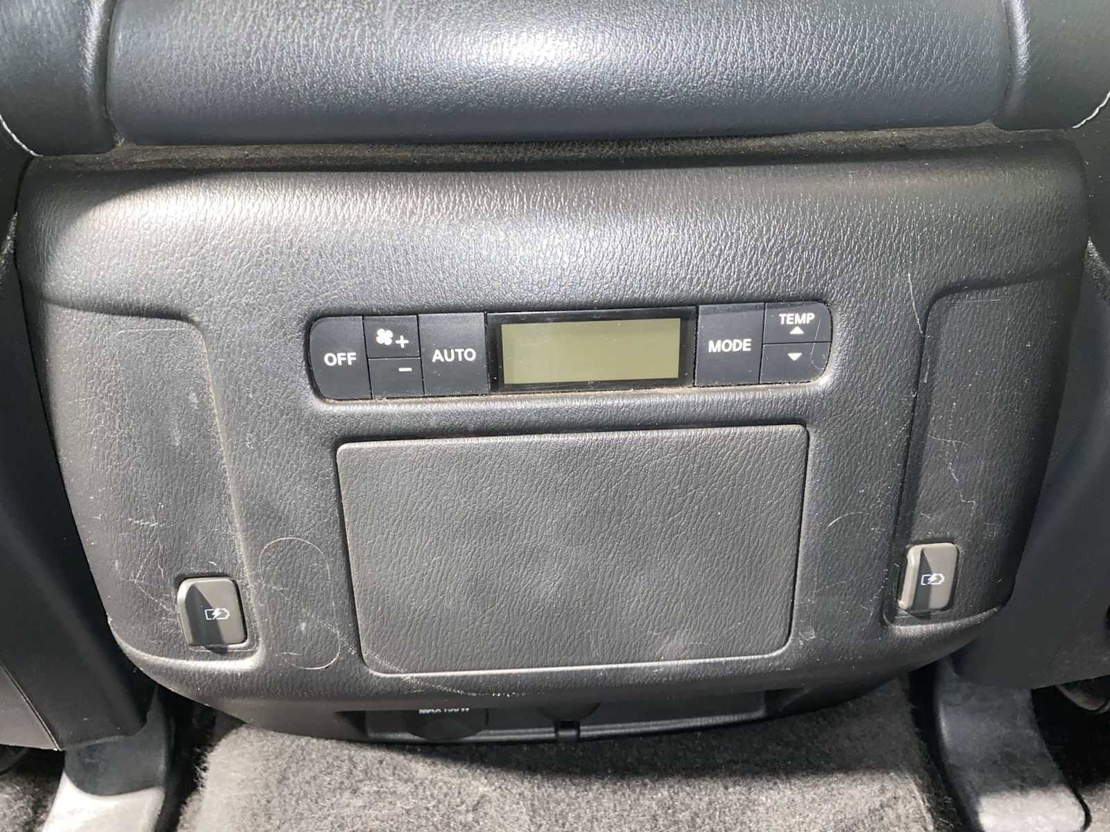 Used 2020 Nissan Armada SL w/ Premium Package image 25