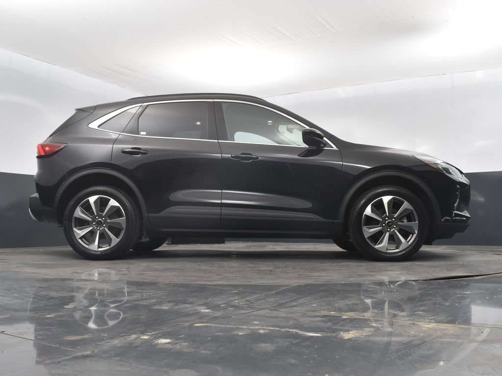 Used 2023 Ford Escape Platinum image 48