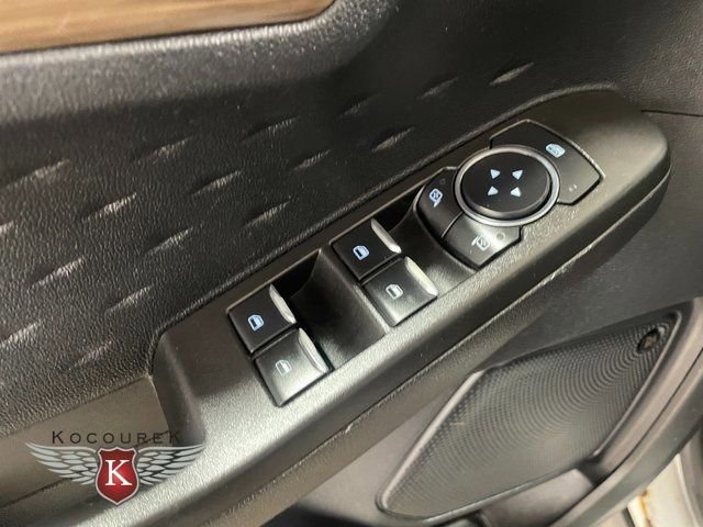 Used 2020 Ford Escape Titanium image 20