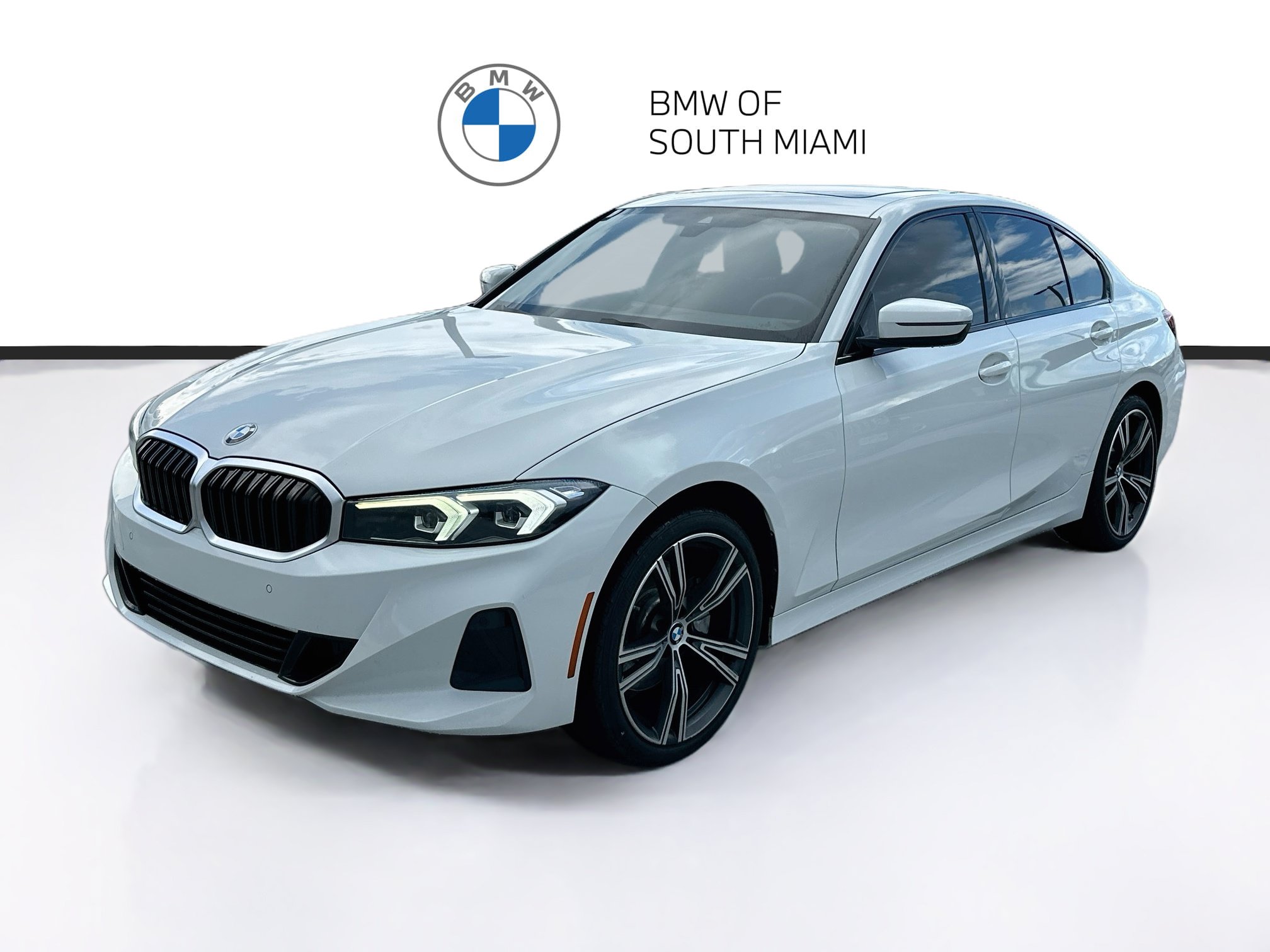 Certified 2023 BMW 330i Sedan w/ Convenience Package RWD image 3