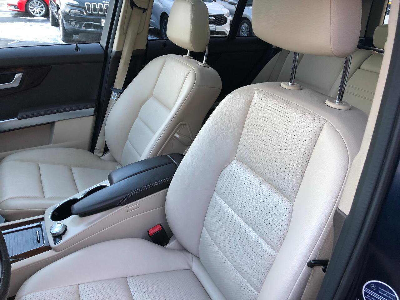 Used 2013 Mercedes-Benz GLK 350 4MATIC image 11