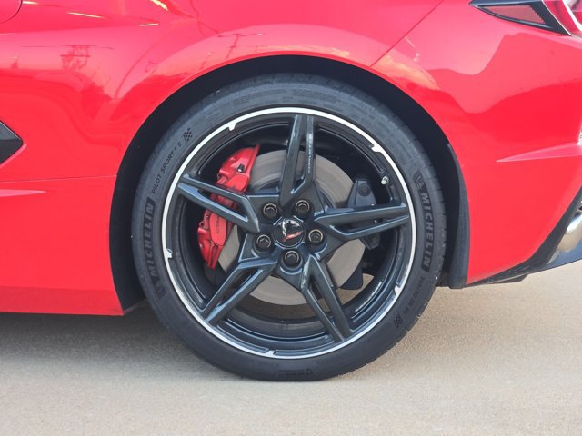 Used 2021 Chevrolet Corvette Stingray Preferred Cpe w/ Z51 Performance Package RWD image 19