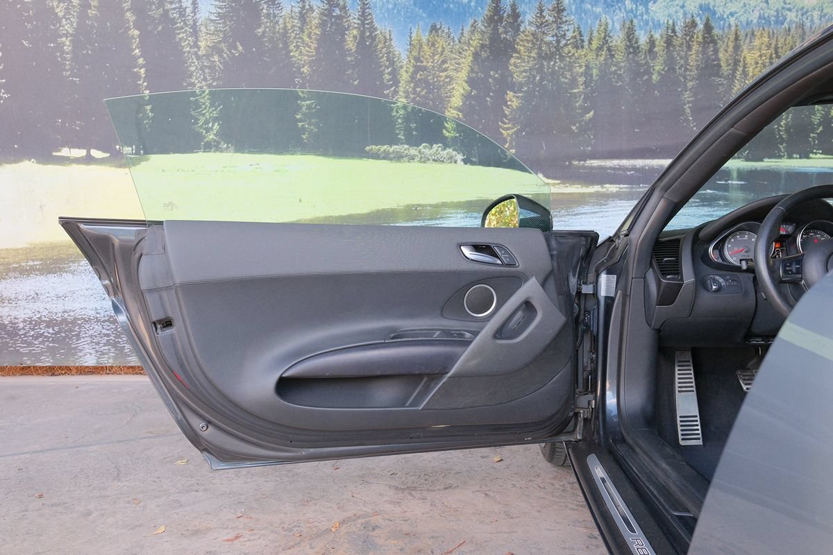 Used 2012 Audi R8 V8 AWD/4WD image 11