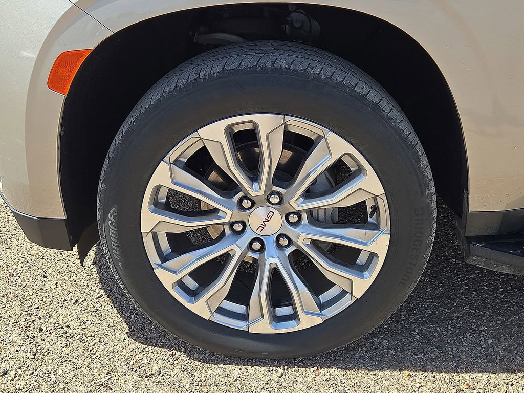 Used 2024 GMC Yukon Denali image 11