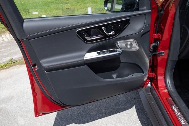 Certified 2025 Mercedes-Benz GLC 300 4MATIC image 14