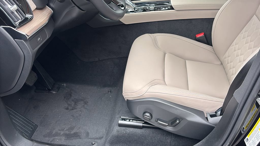 New 2026 Volvo XC90 B6 Plus AWD/4WD image 26