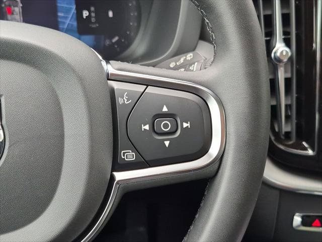 Certified 2024 Volvo XC60 B5 Core w/ Protection Package Premier AWD/4WD image 15