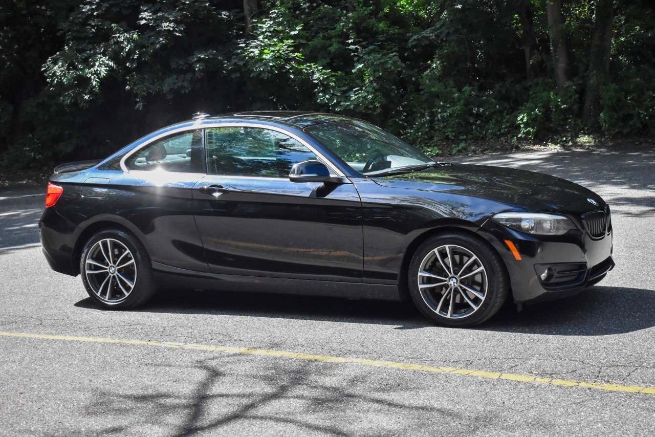Used 2019 BMW 230i xDrive Coupe w/ Premium Package AWD/4WD image 10
