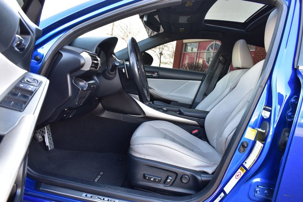 Used 2016 Lexus IS 200t 4dr Sedan w/ F Sport Package image 15