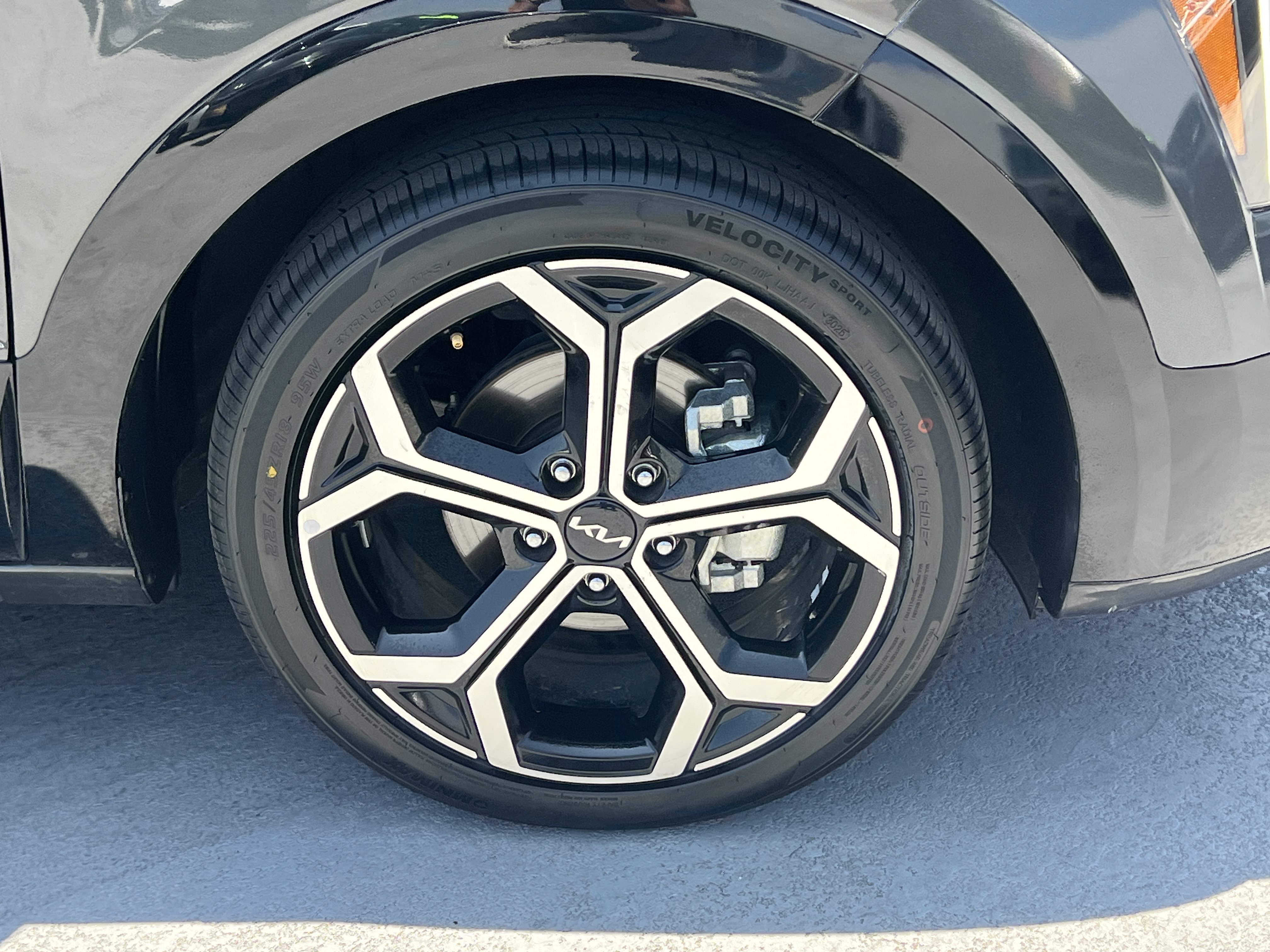 Certified 2023 Kia Niro EX Touring FWD image 13