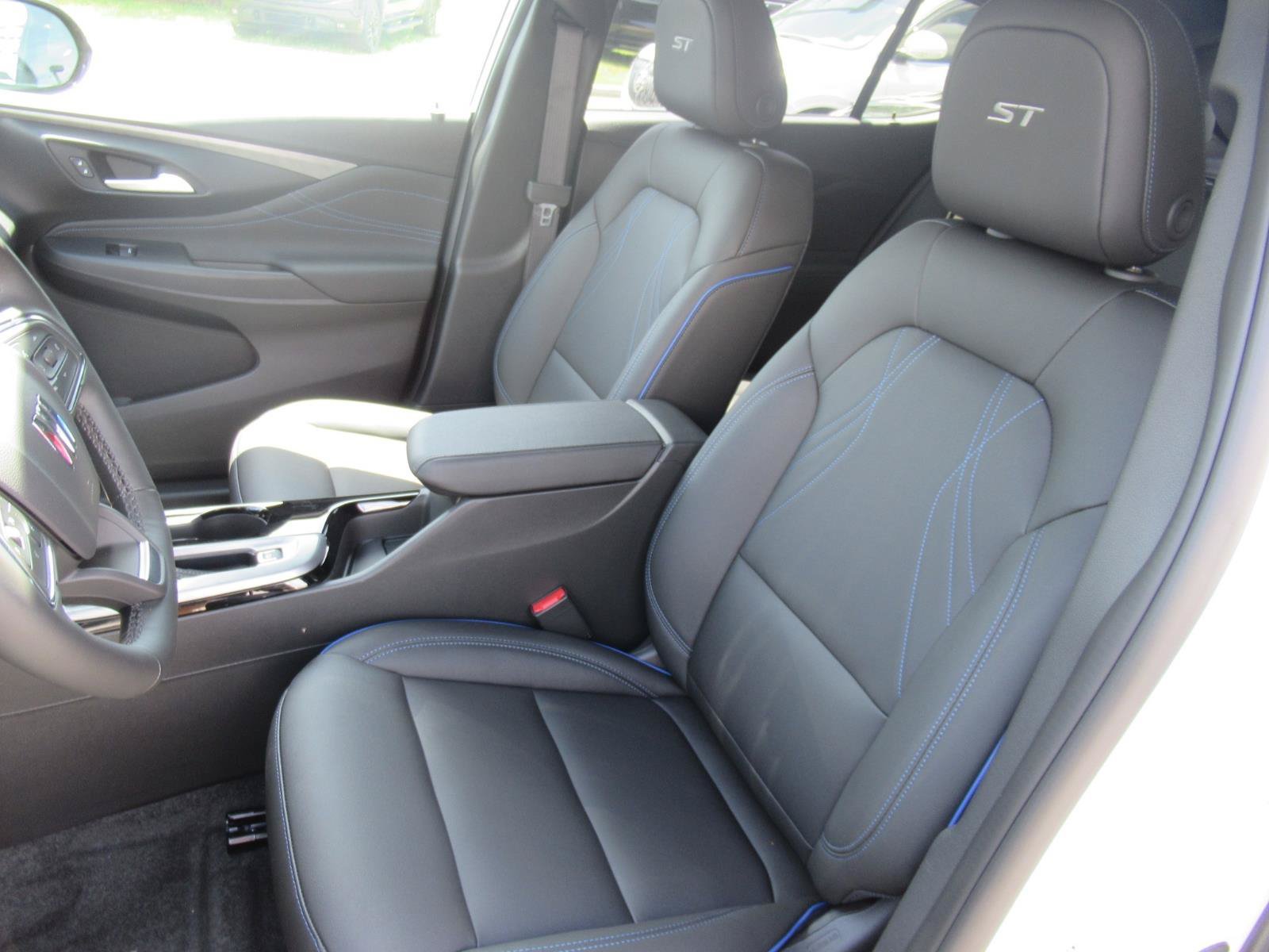 New 2026 Buick Envista Sport Touring w/ Convenience I Package FWD image 19