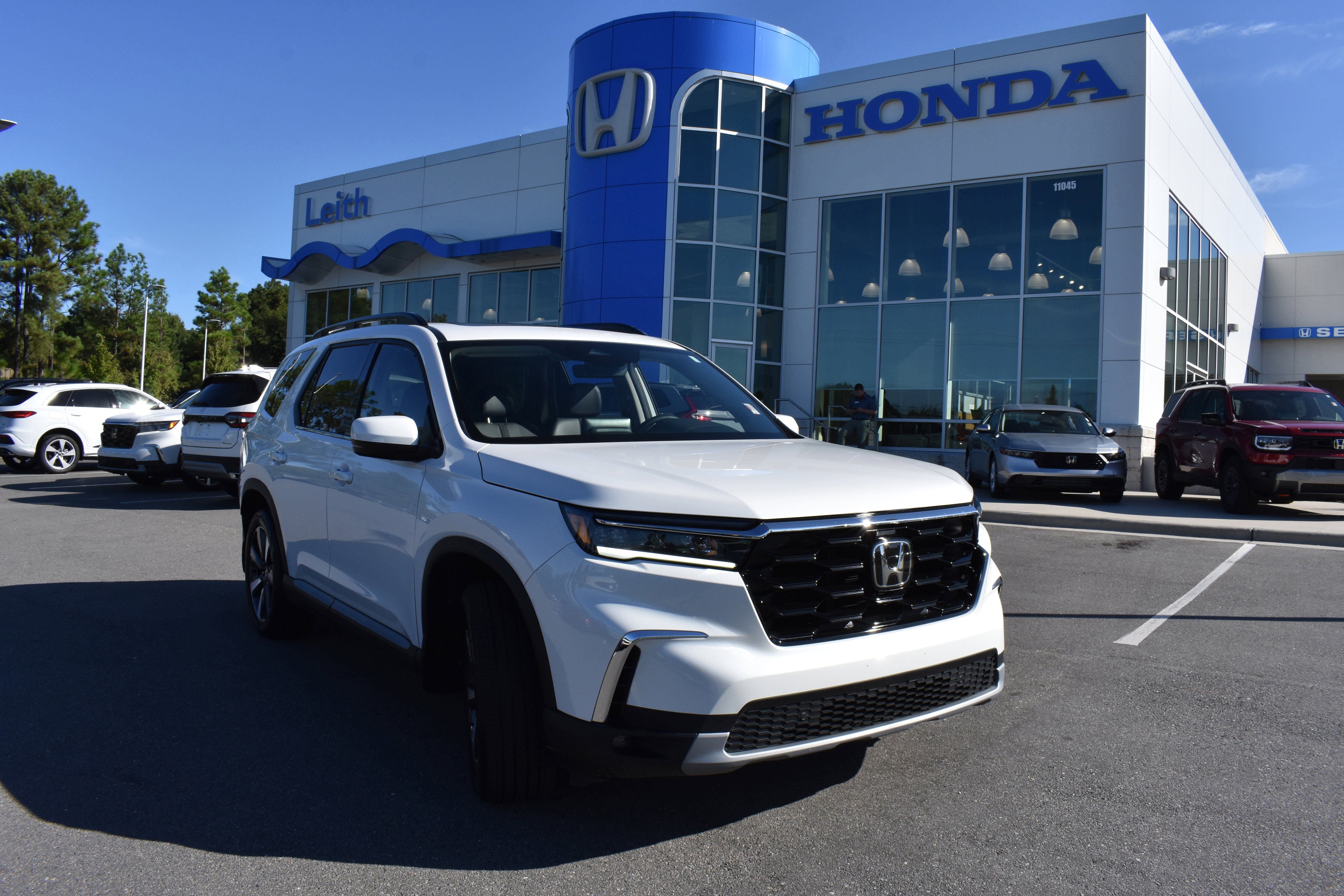 Certified 2025 Honda Pilot Touring