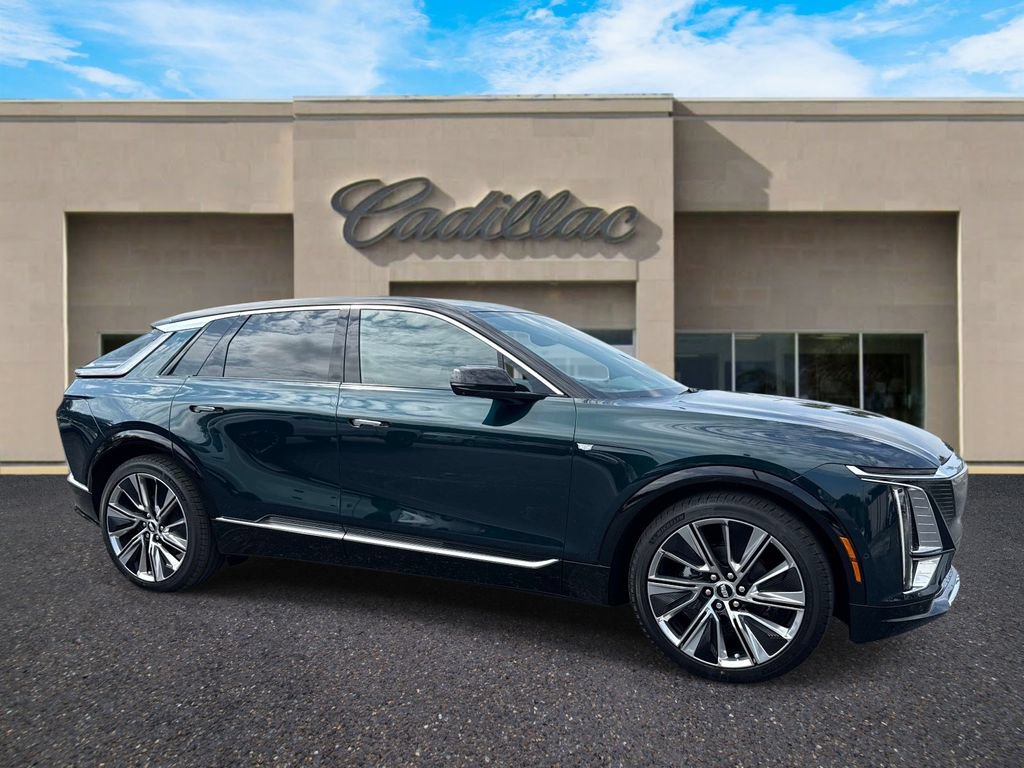 New 2026 Cadillac Lyriq Signature Luxury w/ Nappa Leather Package